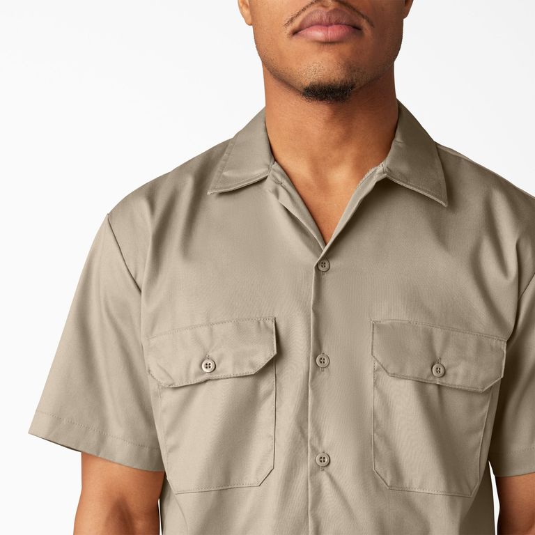 CAMISA DICKIES CON BOLSILLO DELANTERO COLOR ARENA