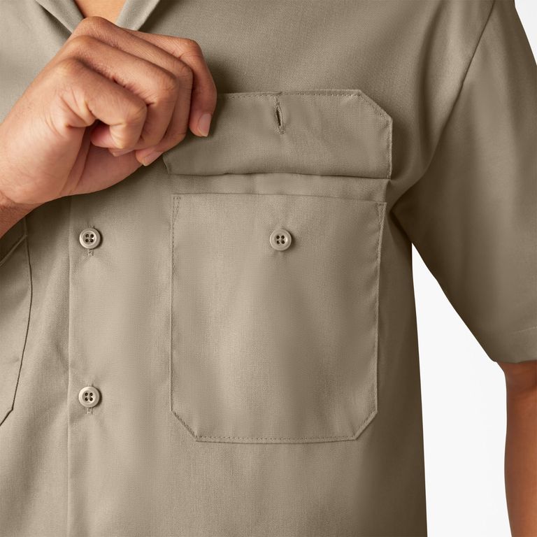 CAMISA DICKIES CON BOLSILLO DELANTERO COLOR ARENA