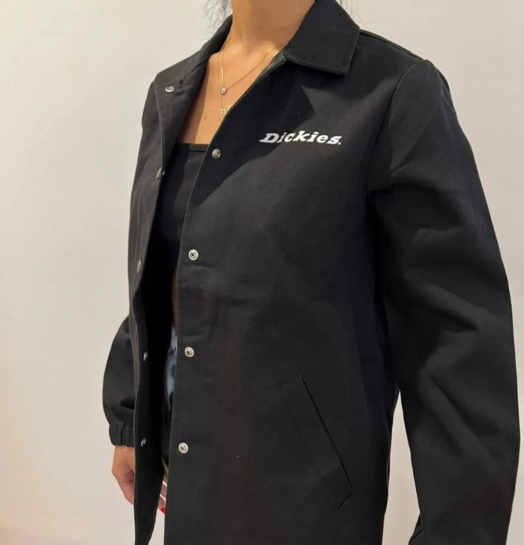 CASACA DICKIES TWILL MUJER 67 COLOR NEGRO LAVADO FJ244RBK