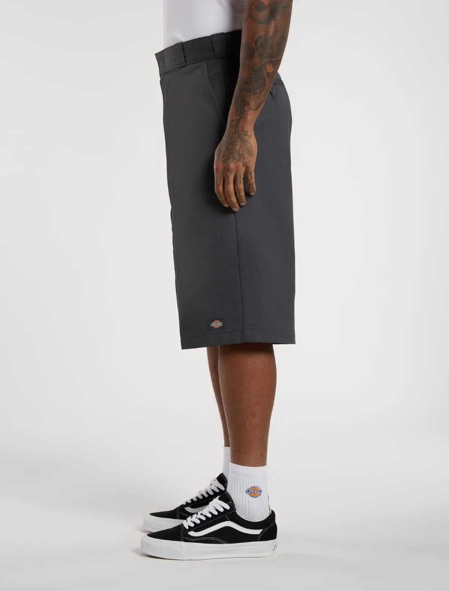 SHORT 15 PULGADAS DICKIES GRIS CARBON HOMBRE