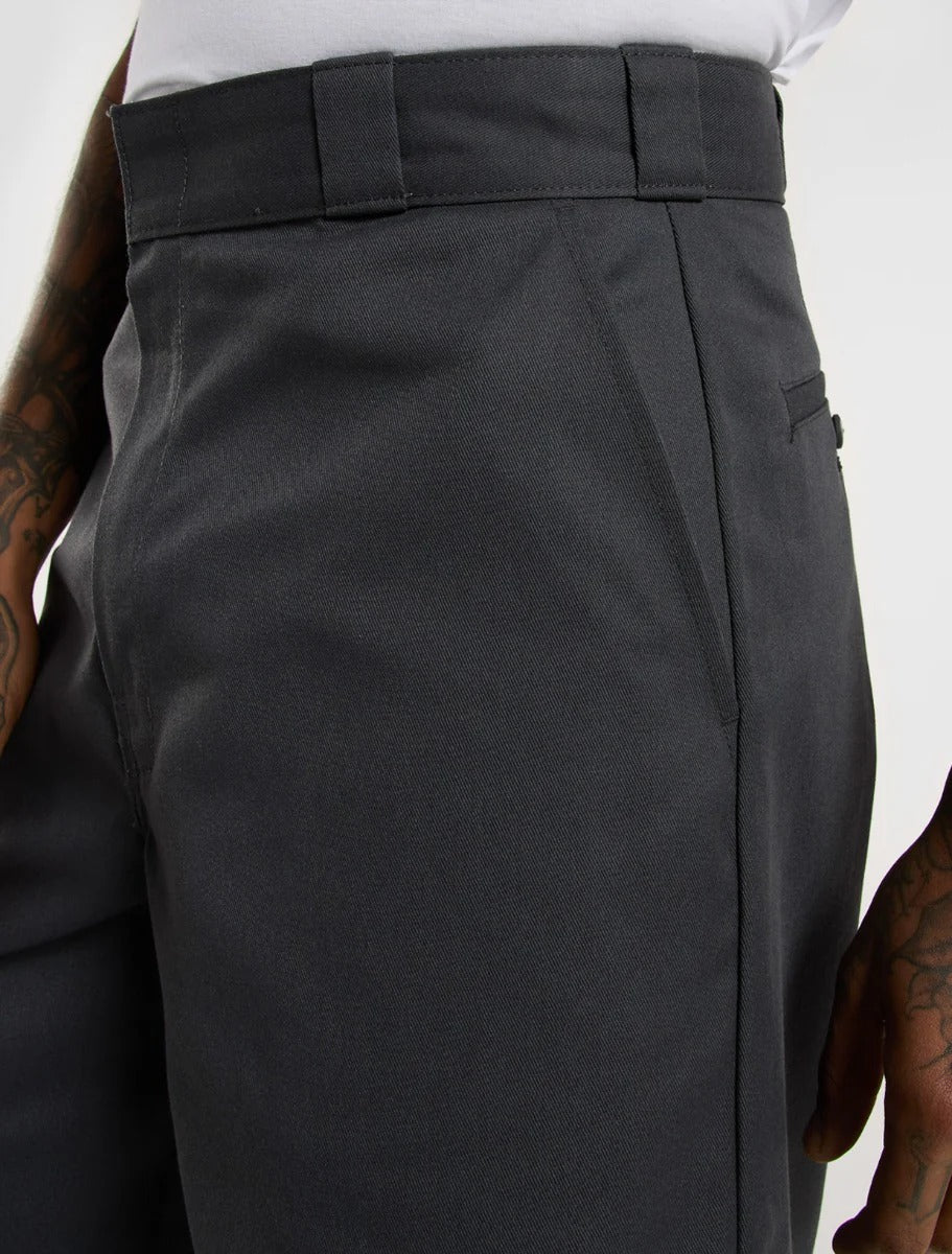 SHORT 15 PULGADAS DICKIES GRIS CARBON HOMBRE