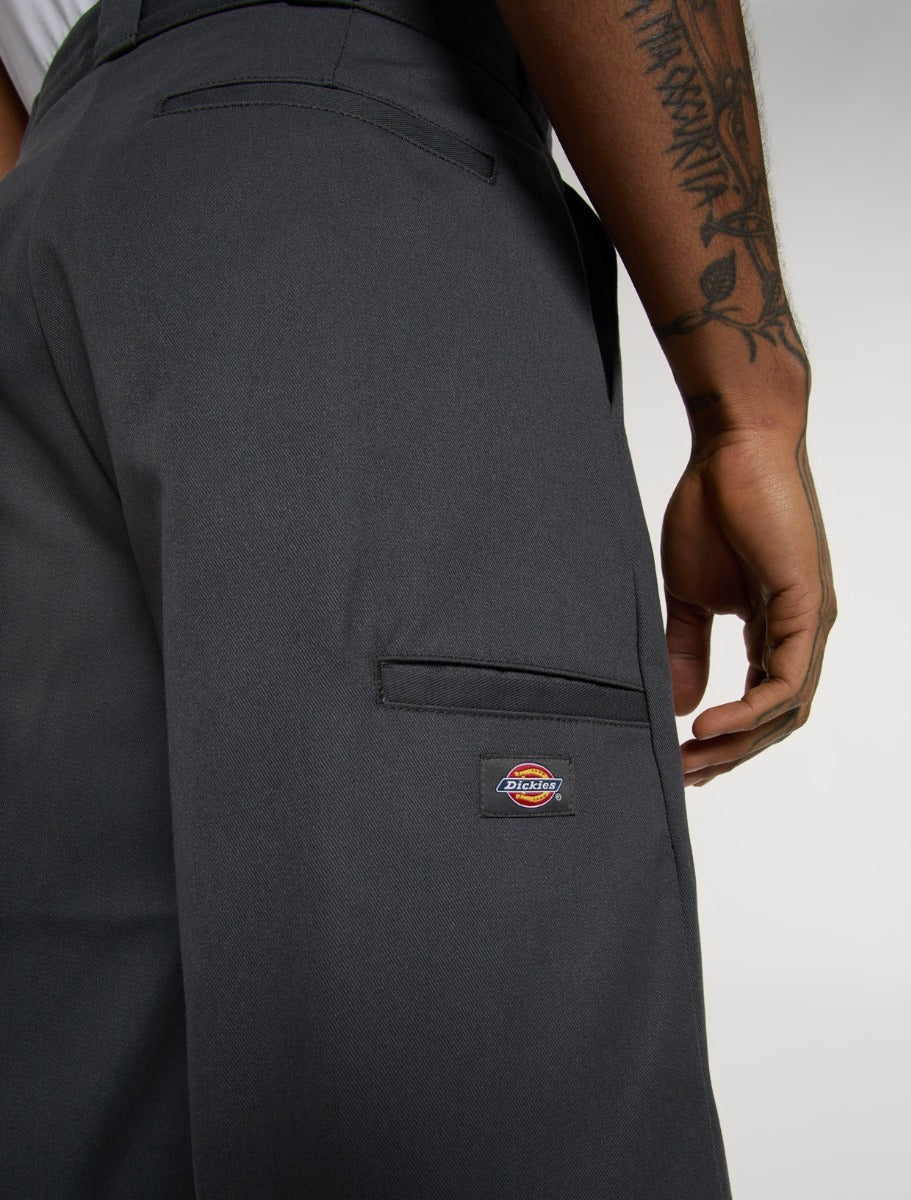 SHORT 15 PULGADAS DICKIES GRIS CARBON HOMBRE