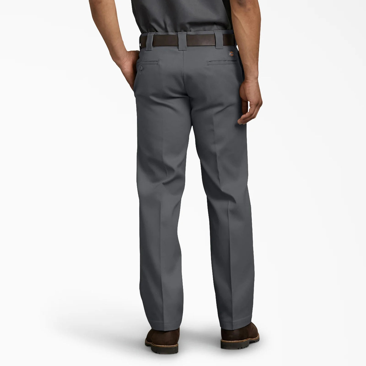 PANTALON DE TRABAJO DICKIES PARA HOMBRE CON BOLSILLOS COLOR CARBON